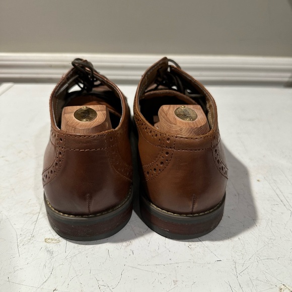 dress shoes for men florsheim Rucci Wingtip Oxford Shoe Dailey Cap Toe Oxford The Florsheim Dailey is a cap toe dress shoe that incorporates style and advanced comfort Florsheim Extended Widths | Wingtip